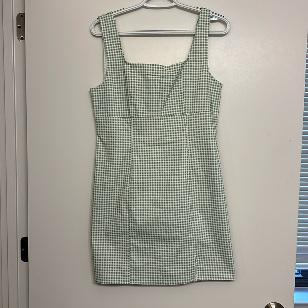 Lulus green and white plaid dress NWT
